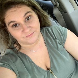 Meet your Posher, Allysa